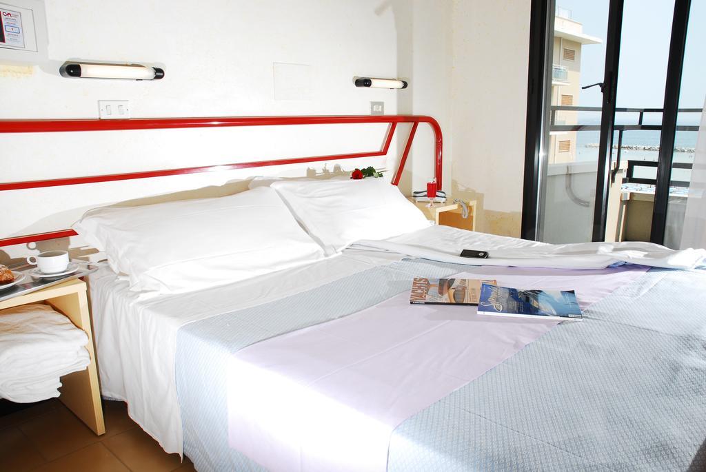 Florida Park Hotel Bellaria-Igea Marina Room photo